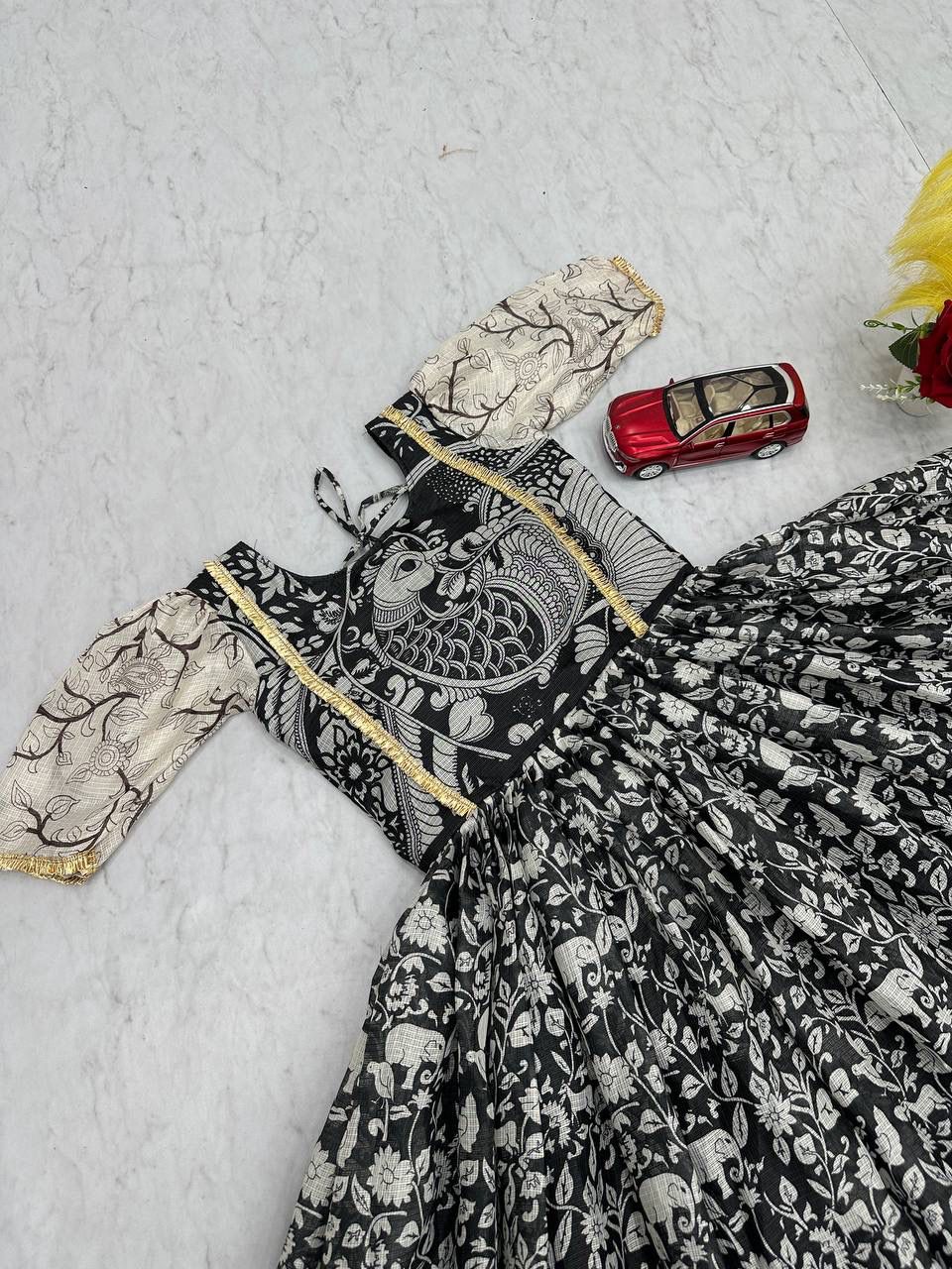 Black Colour Lanching Kalamkari Gown