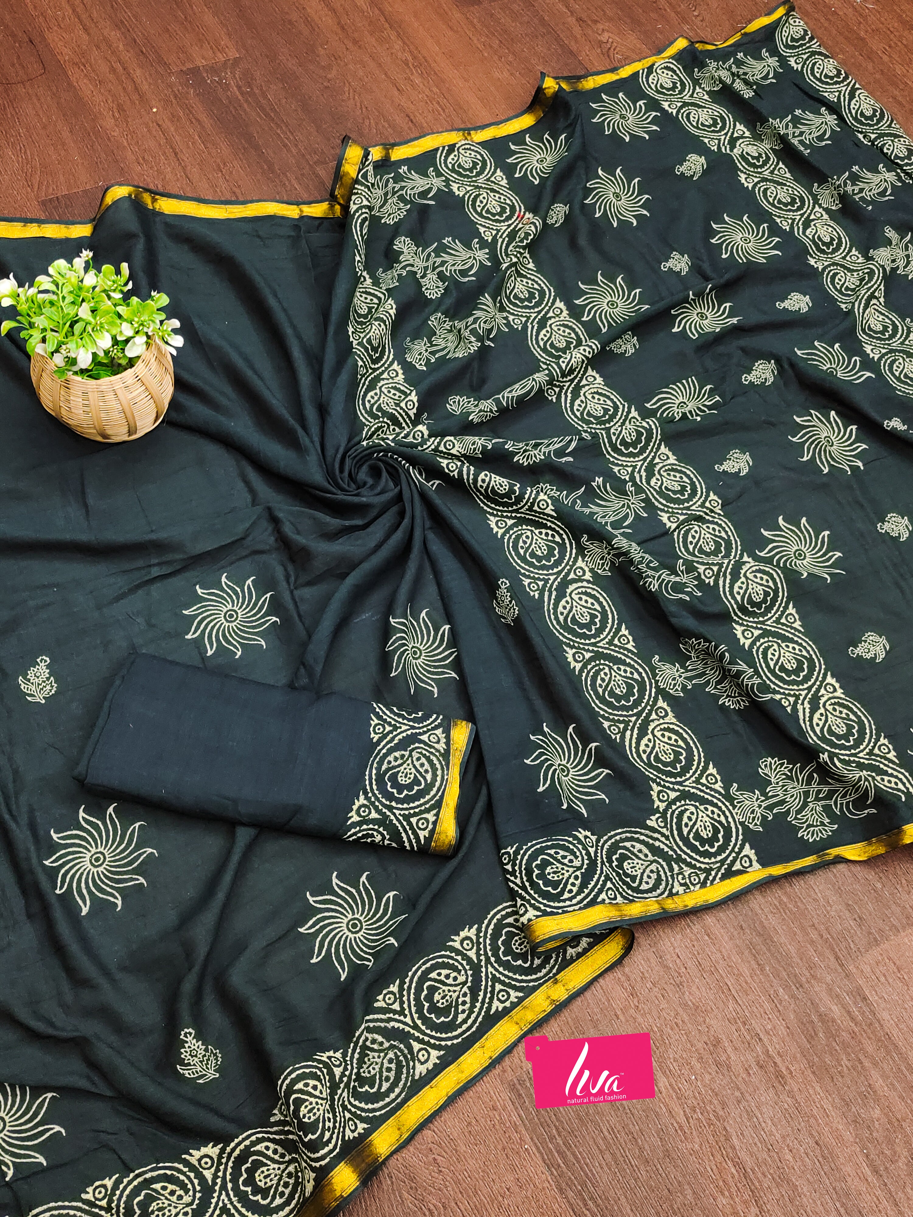 Grey Colour Muslin Cotton Hand Block Printed Saree