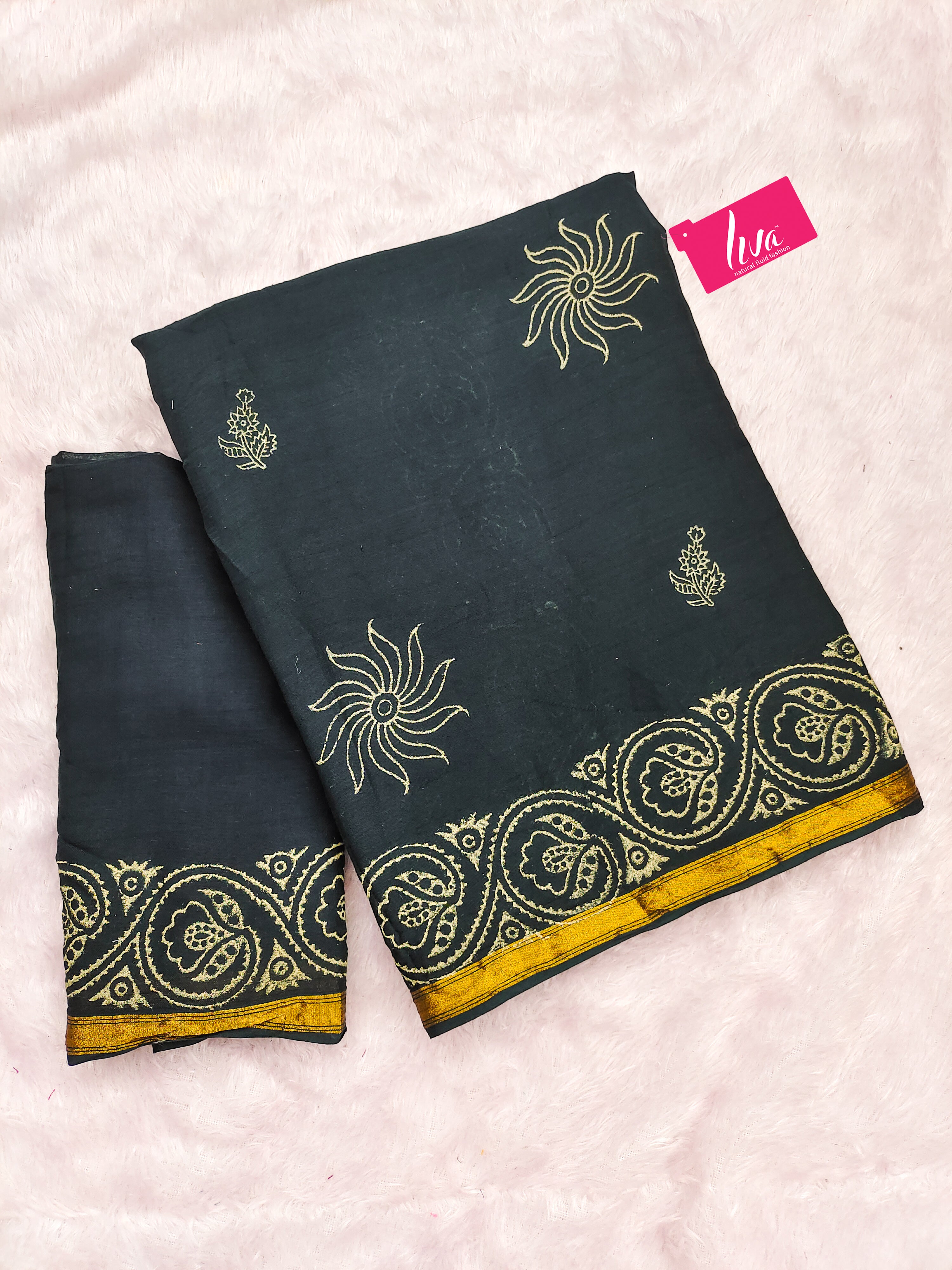 Grey Colour Muslin Cotton Hand Block Printed Saree